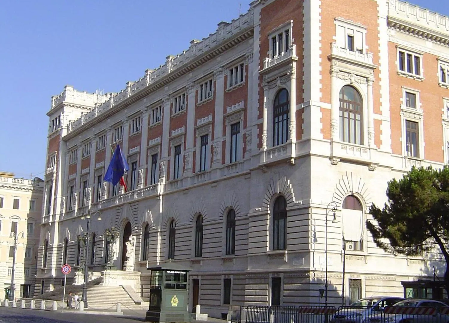Campo Marzio Luxury Suites Rome 2*,