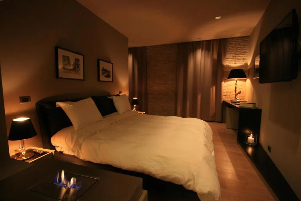 Campo Marzio Luxury Suites Rome 2*,  Italy