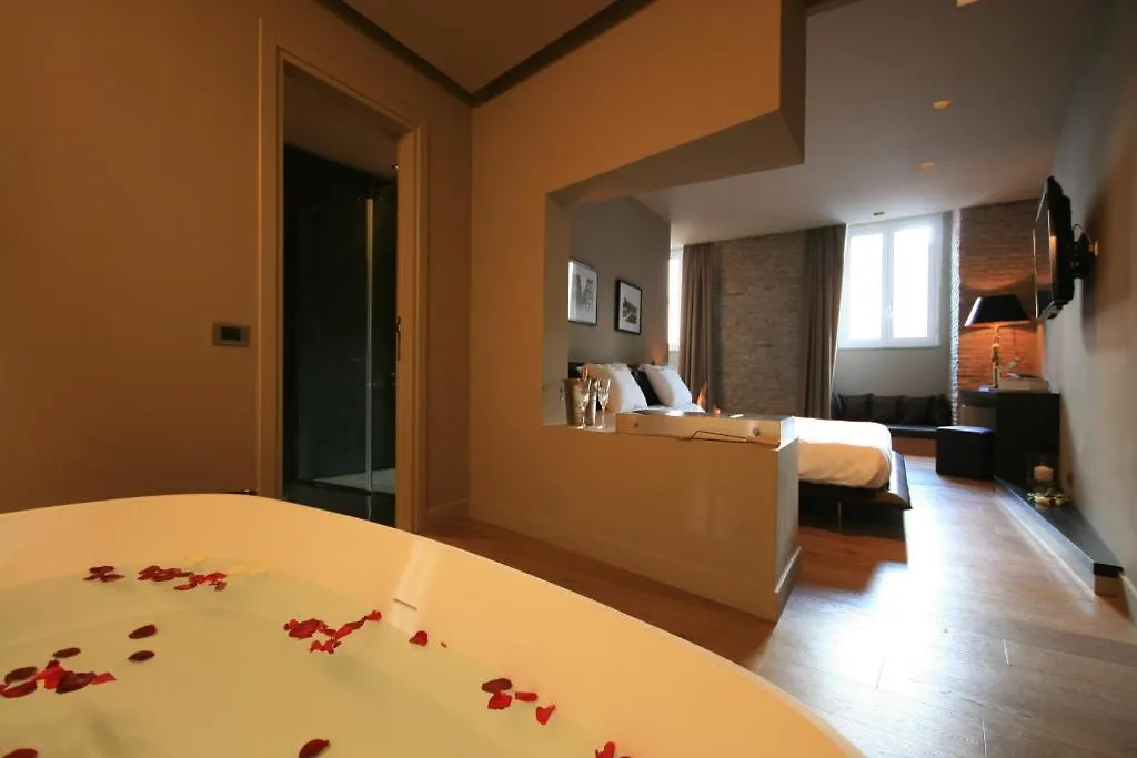 Campo Marzio Luxury Suites Rom