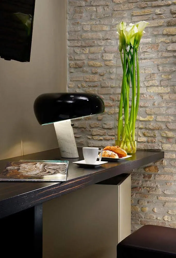 Campo Marzio Luxury Suites Rom